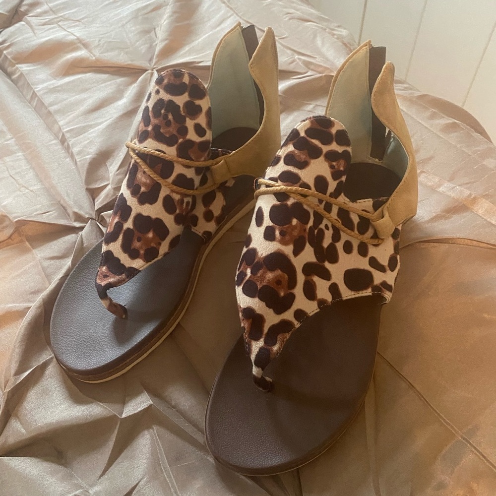 Leopard print sandals size 8.